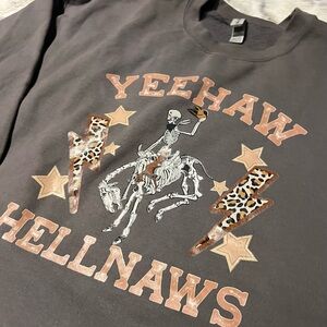 Gildan Charcoal 'Yeehaw Hellnaws' Western Graphic Pullover Sweatshirt XL
